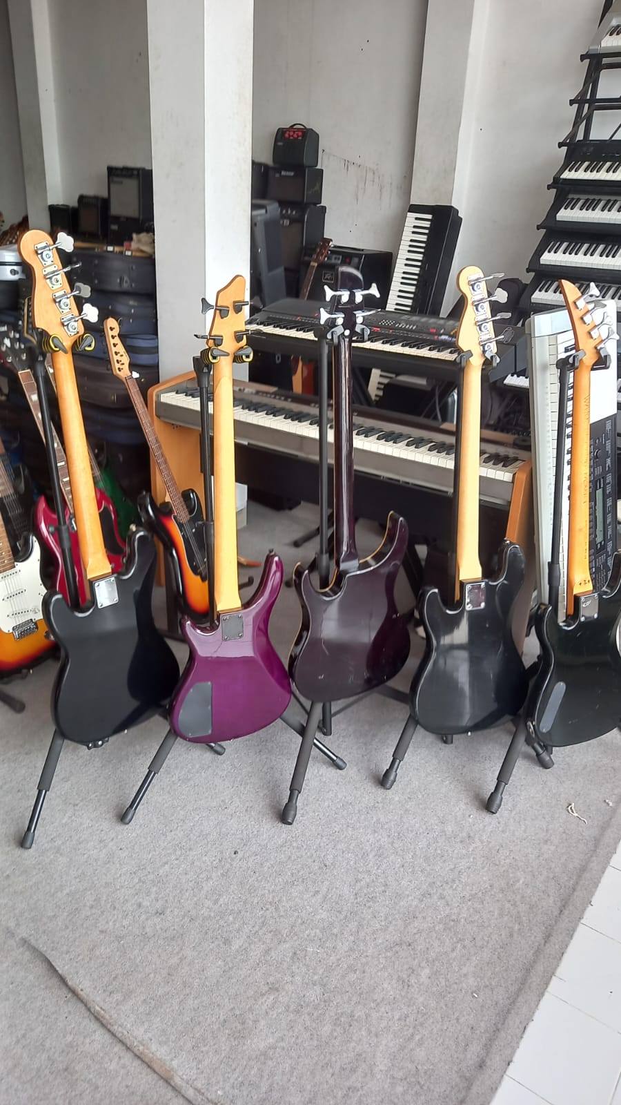 Bass Guitar For sale