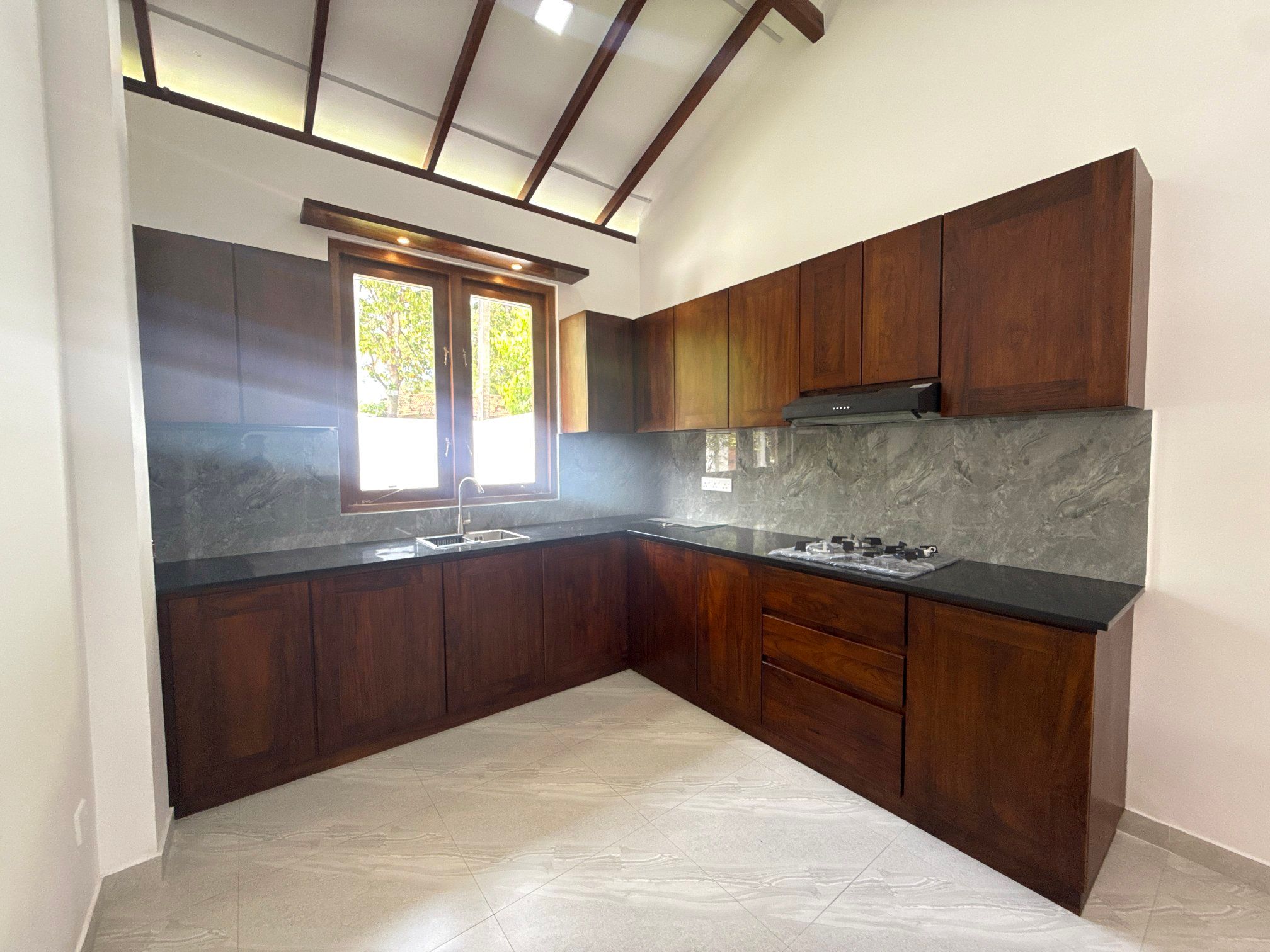 Brand New Luxury House for Sale – Piliyandala