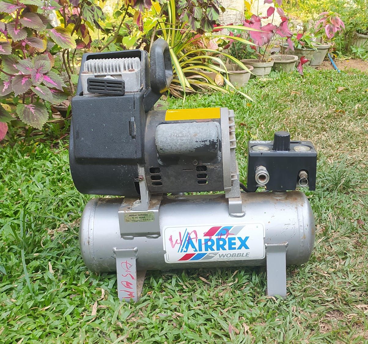 ජපන් Compressor විකිණීමට ඇත