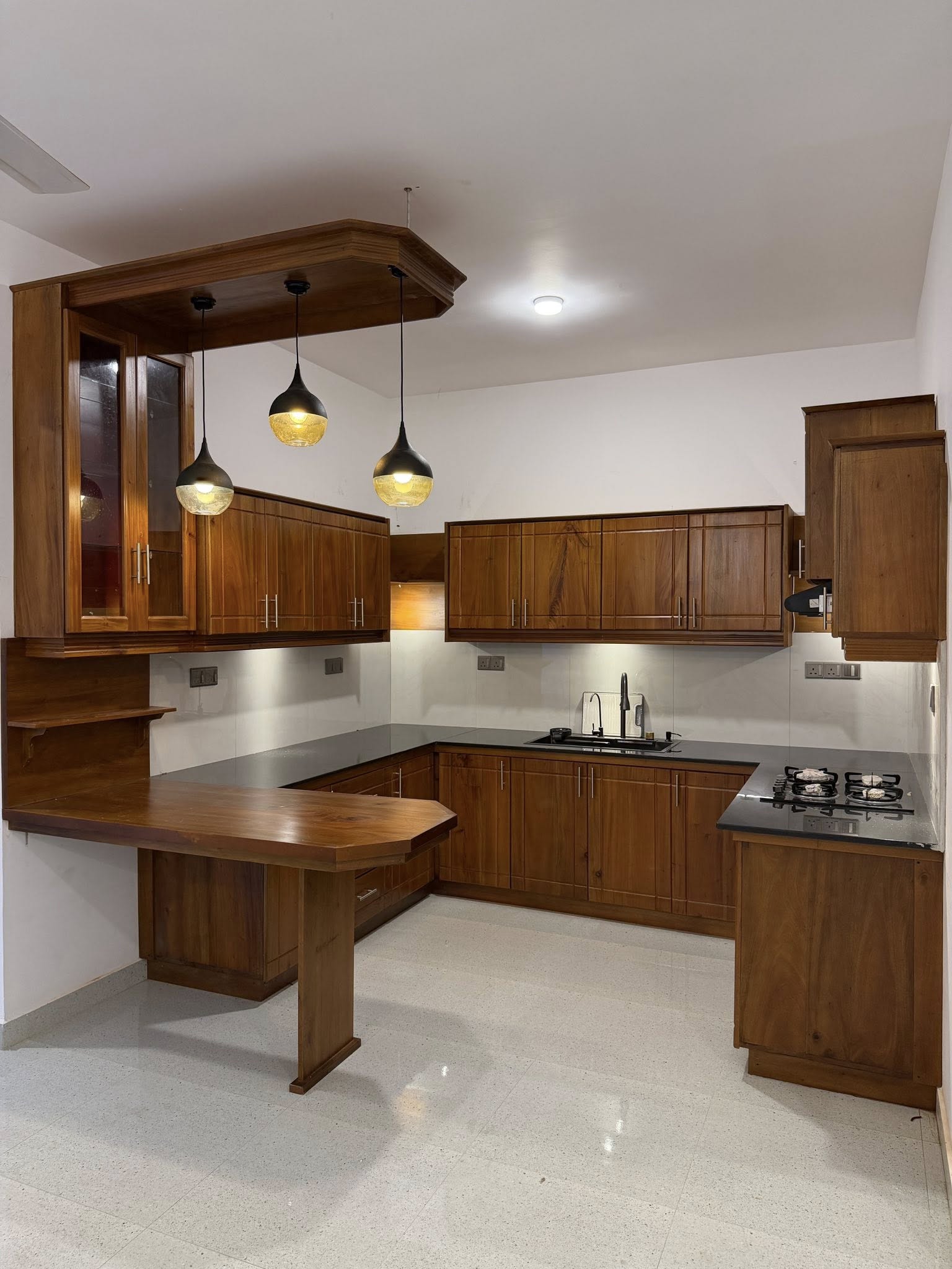 Luxury Modern 4-Story House for Sale in Ragama…
