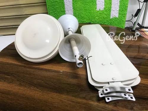 2 units of ceiling fans