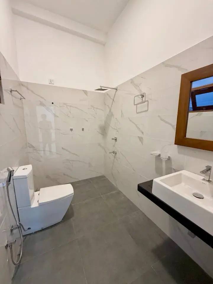 Modern Luxury Living in Athurugiriya