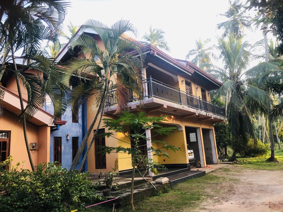 මාරවිල අක්කර 2 ක් විකිණීමට.