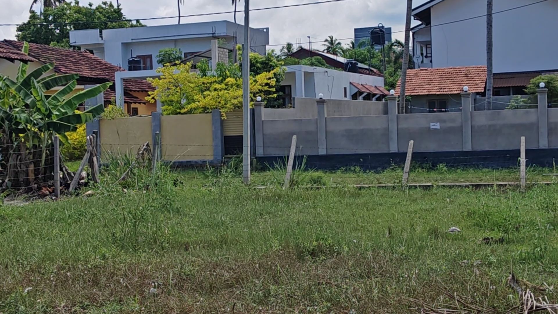 මාරවිල ඉඩමක් කඩිනමින් විකිණීමට ඇත