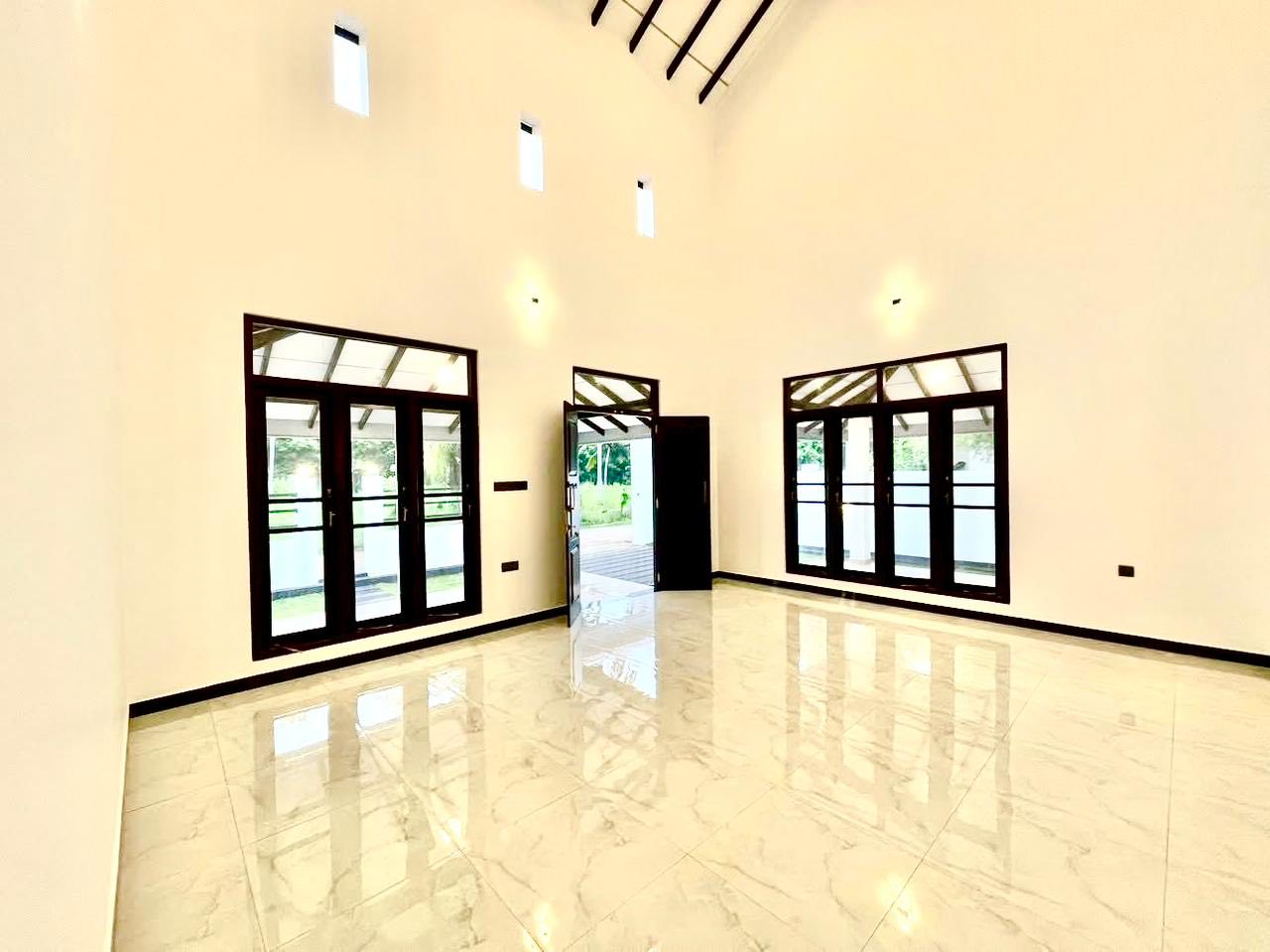 House For Sale ‘Negombo.
