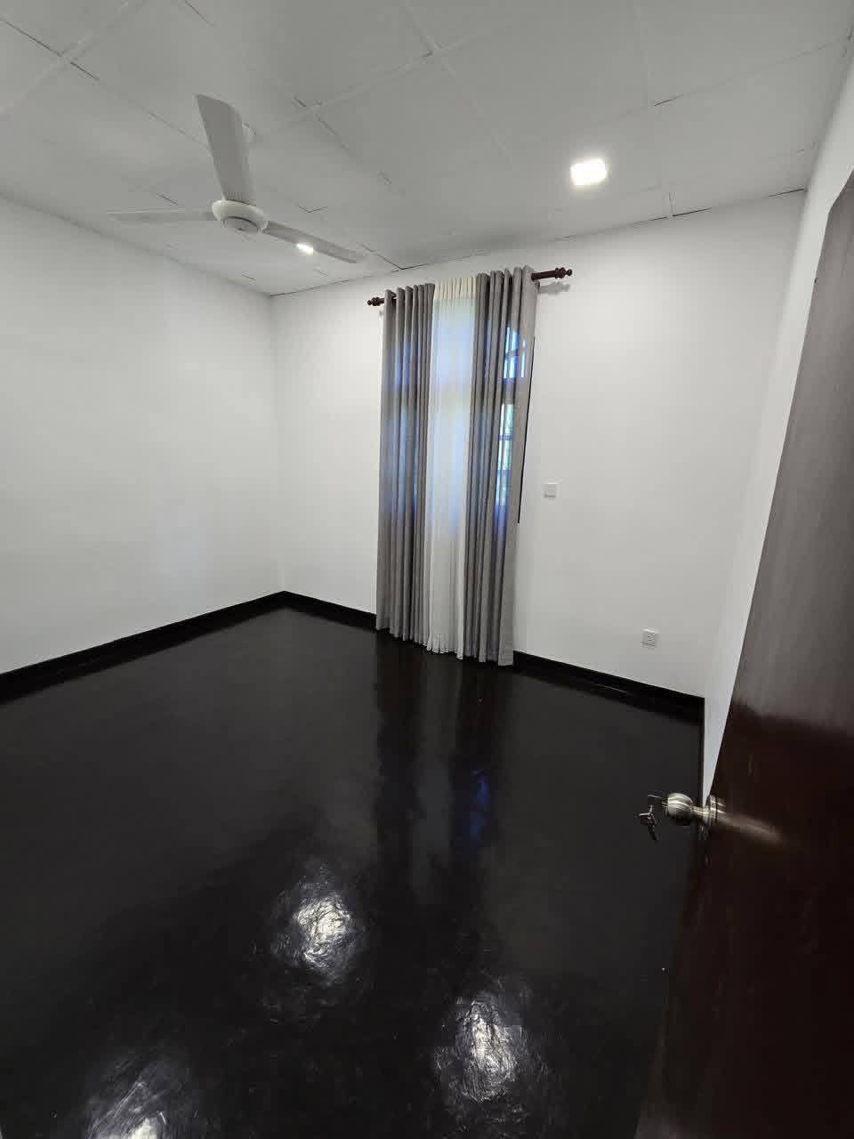 HOUSE FOR SALE – CHURCH JUNCTION, SEEDUWA