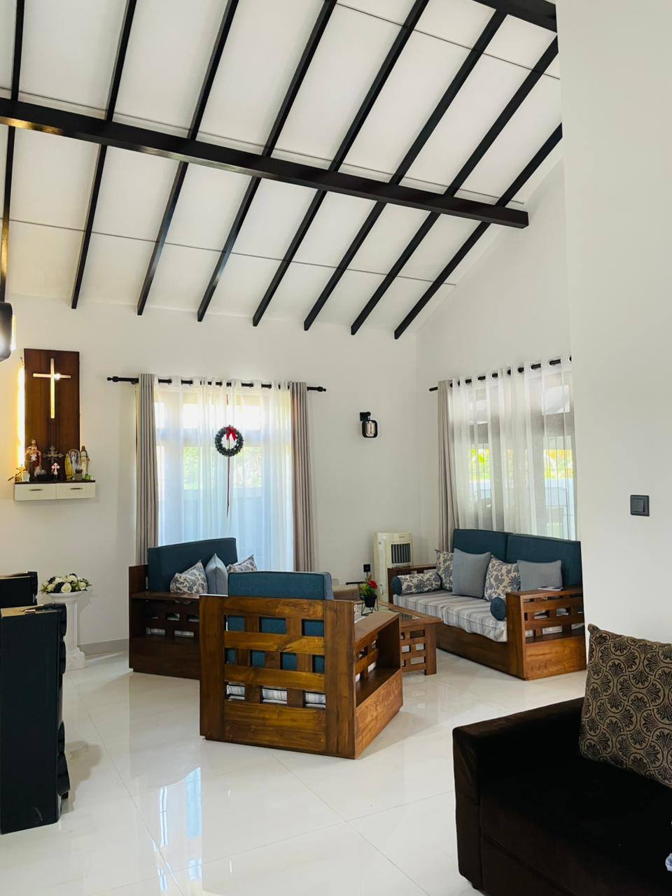පර්චස් 10 අලුත්ම නිවස විකිණීමට ඇත කදවල…