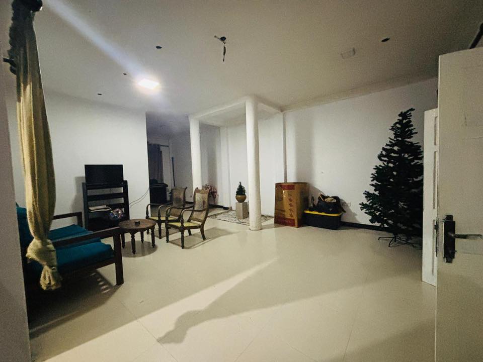 Housr for sale ja-ela