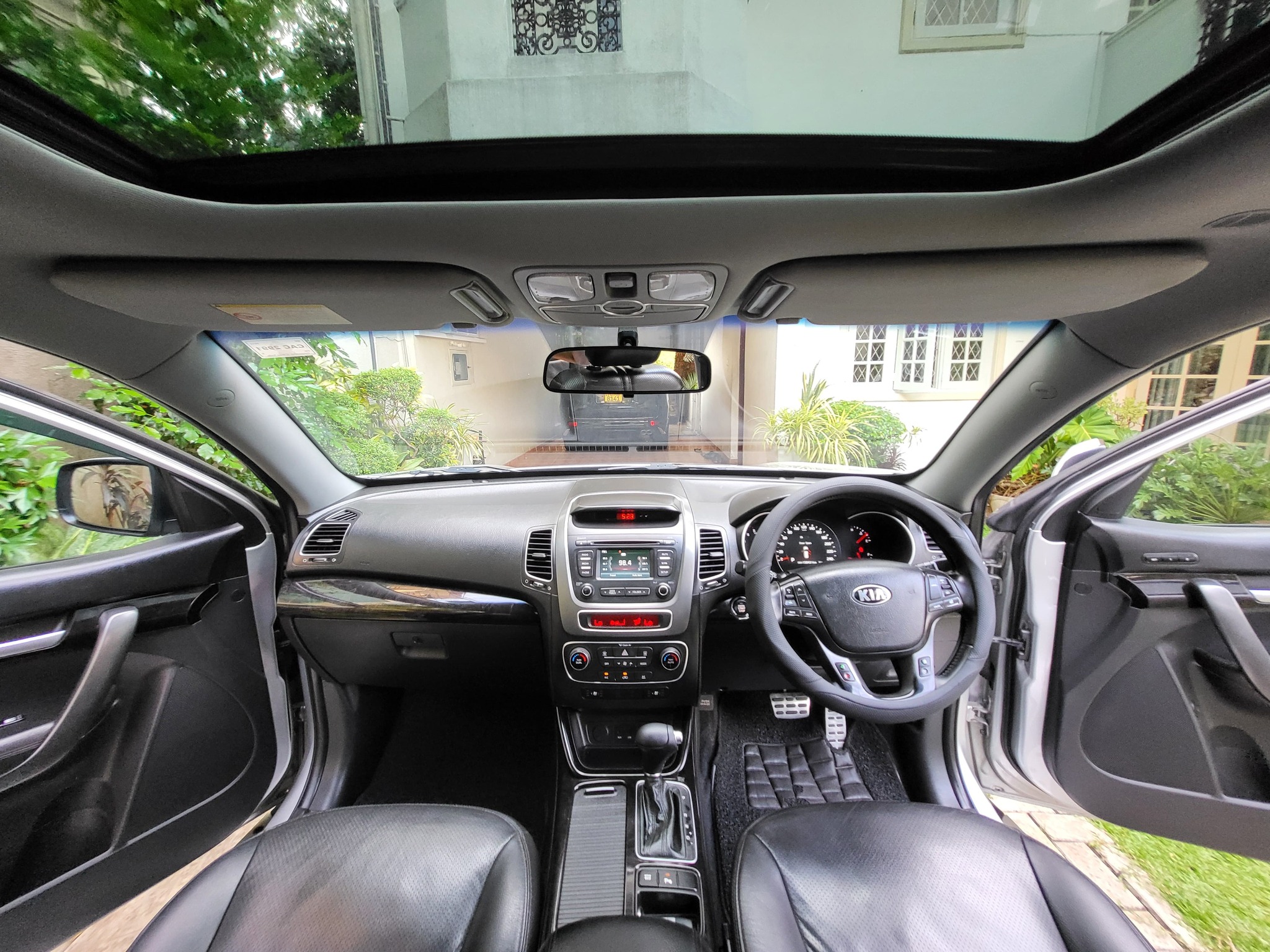 kia sorento for sale..