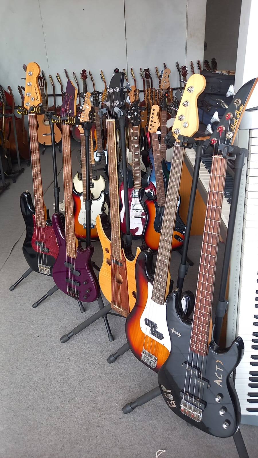 Bass Guitar For sale