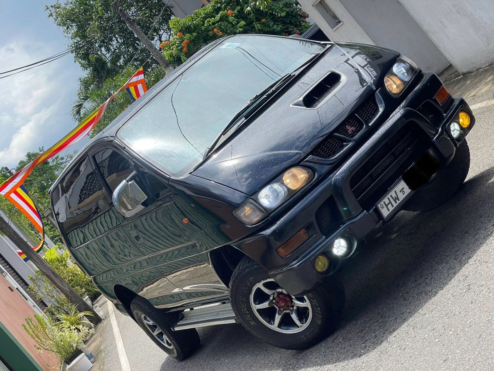 Mitsubishi L400 Spacegear