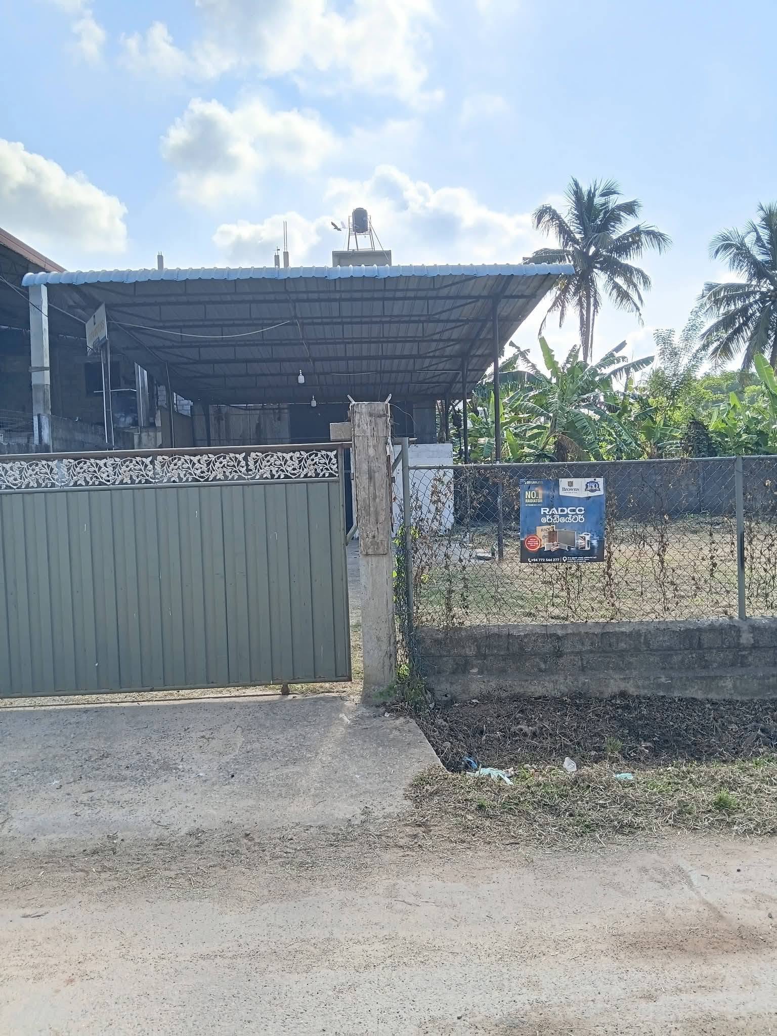 15 Perch Commercial Space is Available For Rent in Akkarapanaha Junction (Negombo).