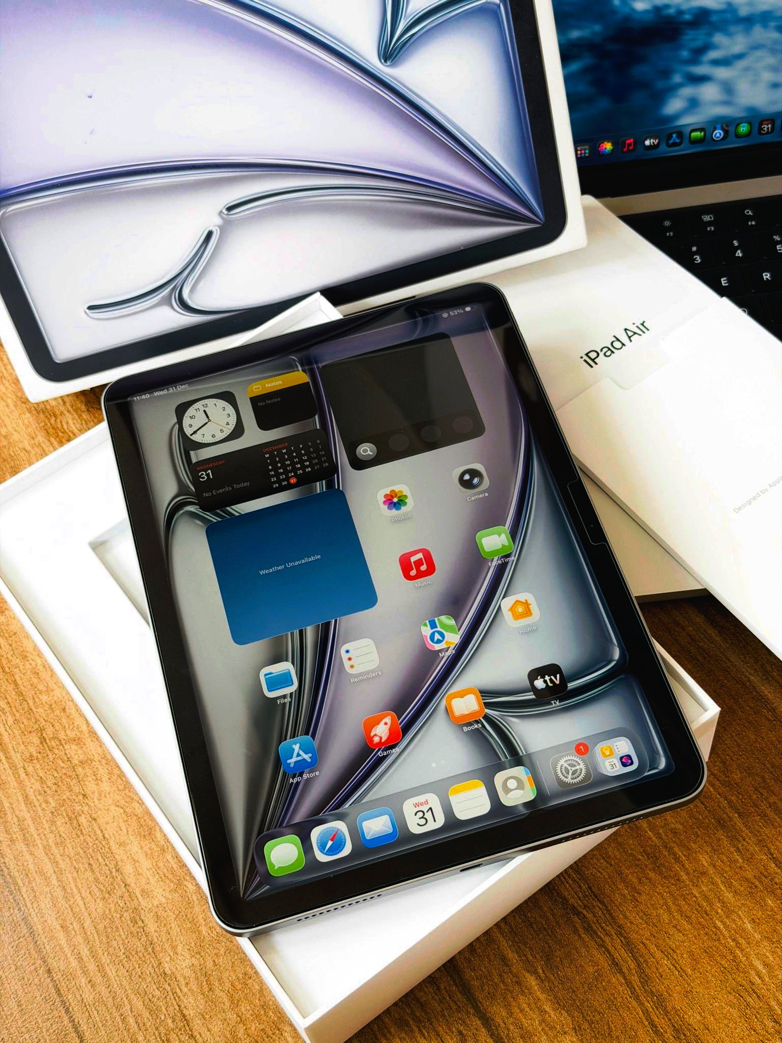 Apple iPad Air M3 11″Inch 128GB Wi-Fi + Cellular 2025.