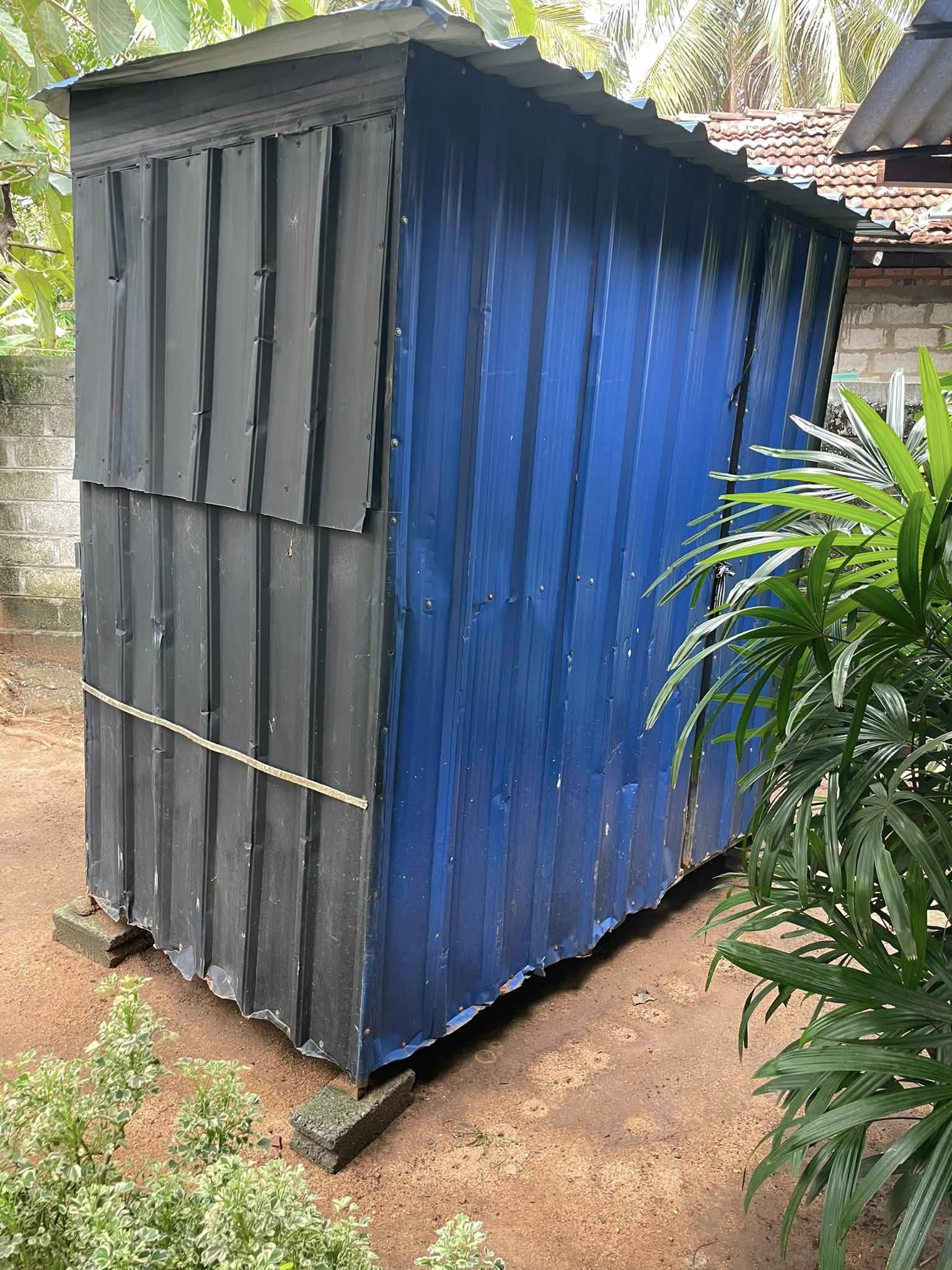 Hut විකිණීම