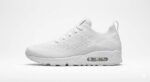 SPORTS SHOES