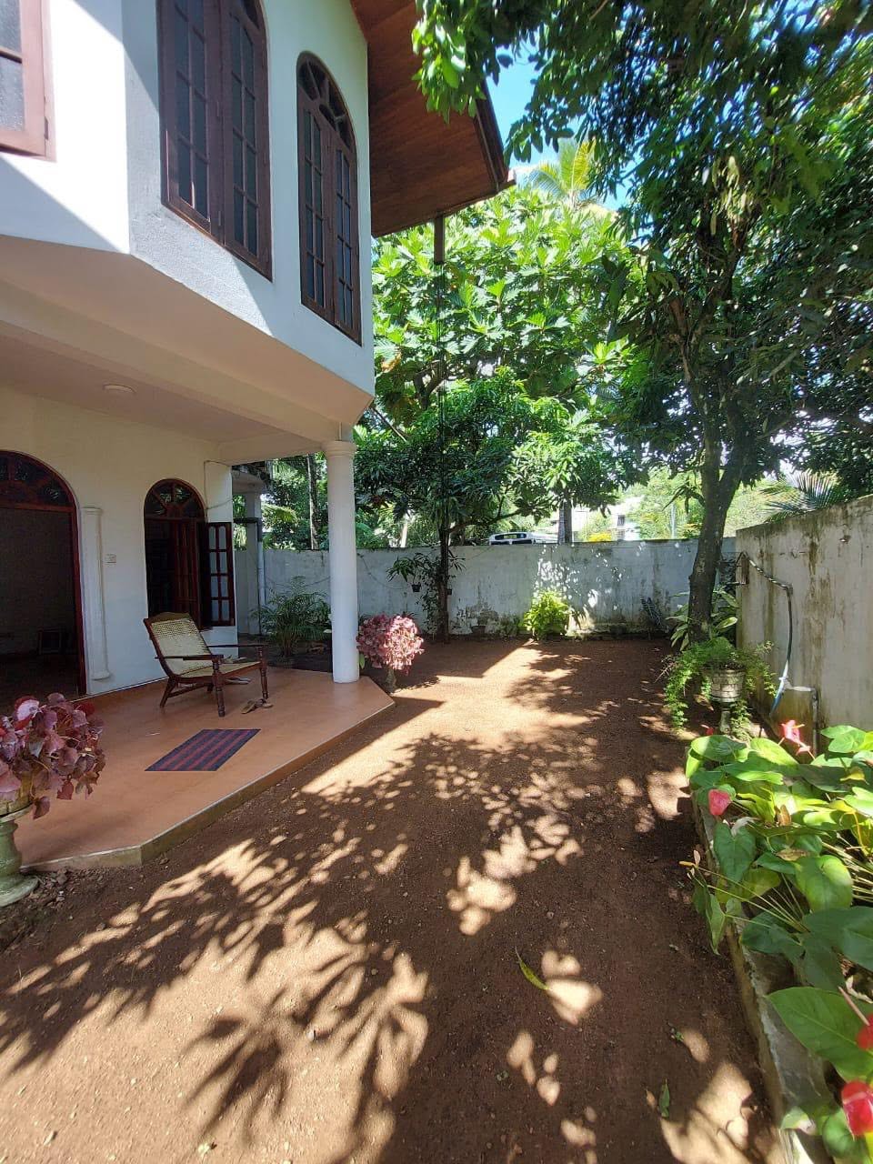 කඩුවෙල / මාලඹේ ප්‍රදේශයේ නිවසක් විකිණීමට