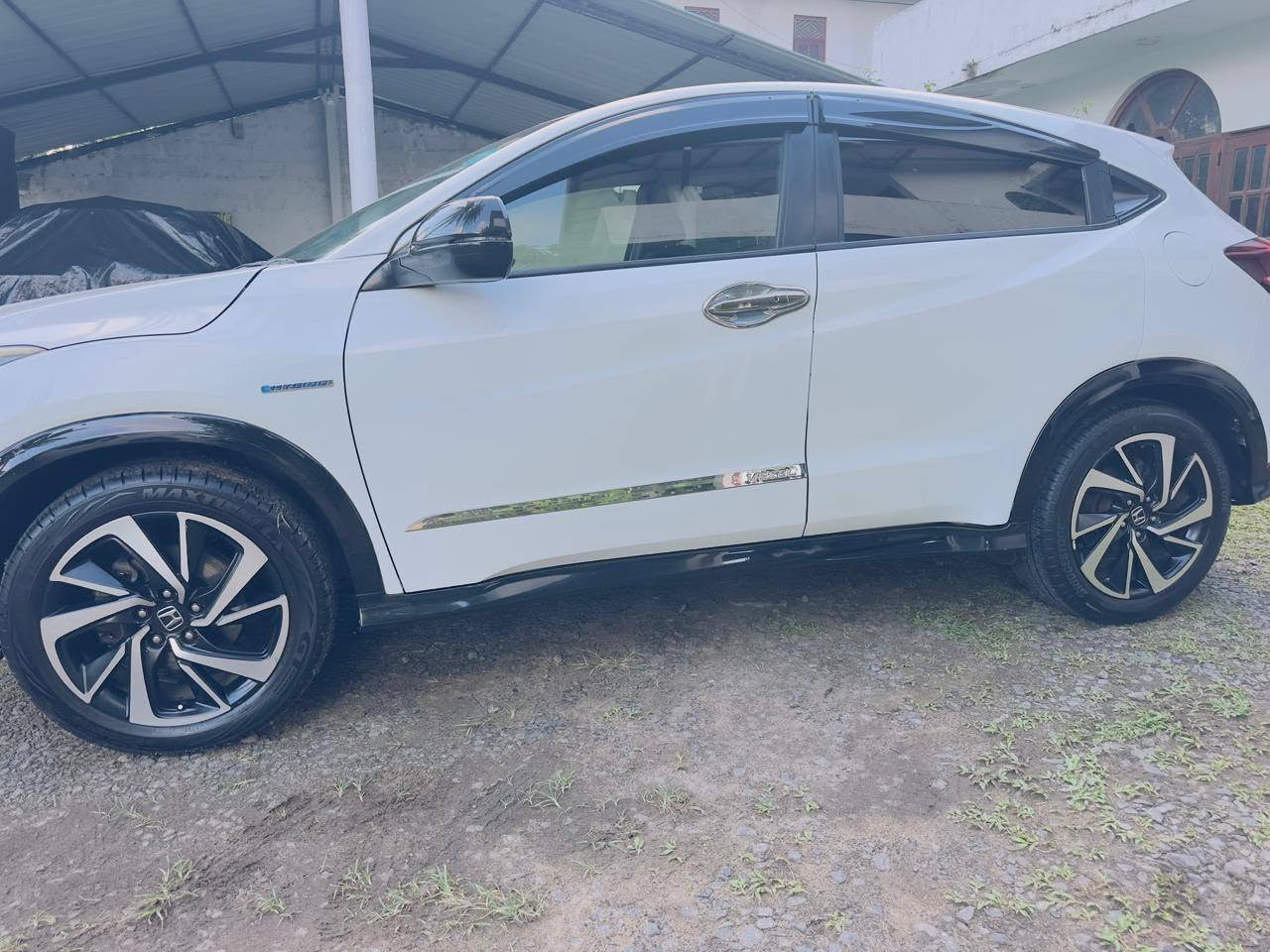 Honda Vezel 2018 RS – For Sale