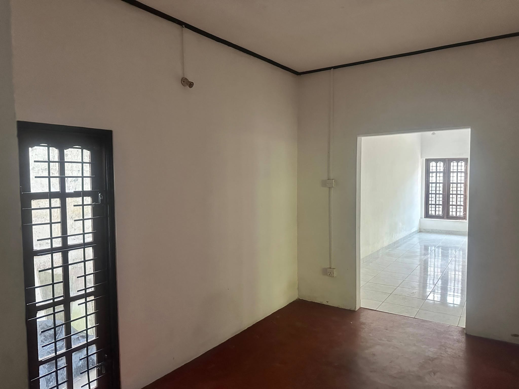 පර්චස් 10 නිවස සහිත ඉඩම