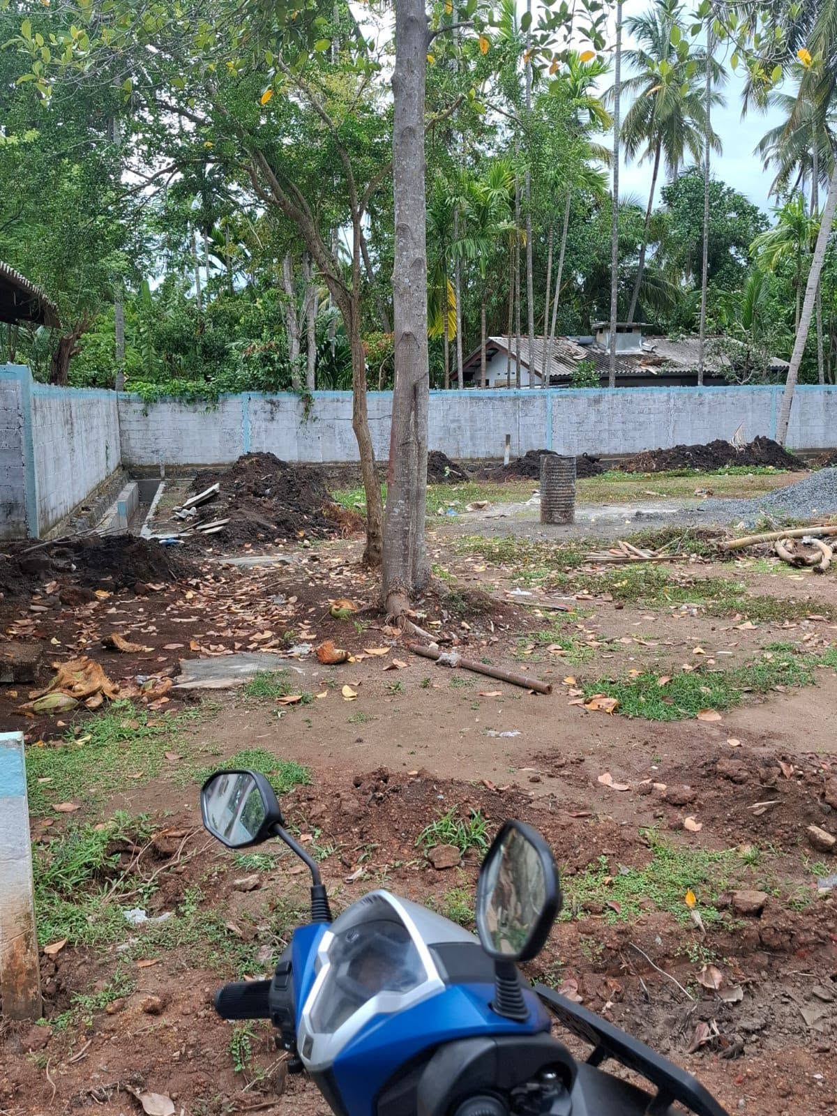 පානදුර නගරයේ නල්ලූරුව දිබ්බැද්ද ප්‍රදේශයේ පර්චස් 8කින් යුත් අගනා ඉඩමක් විකිණීමට ඇත