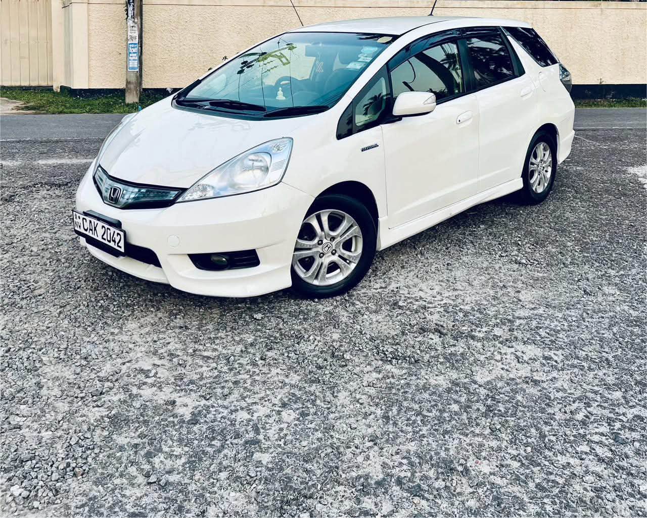 Honda Fit Shuttle 2013
