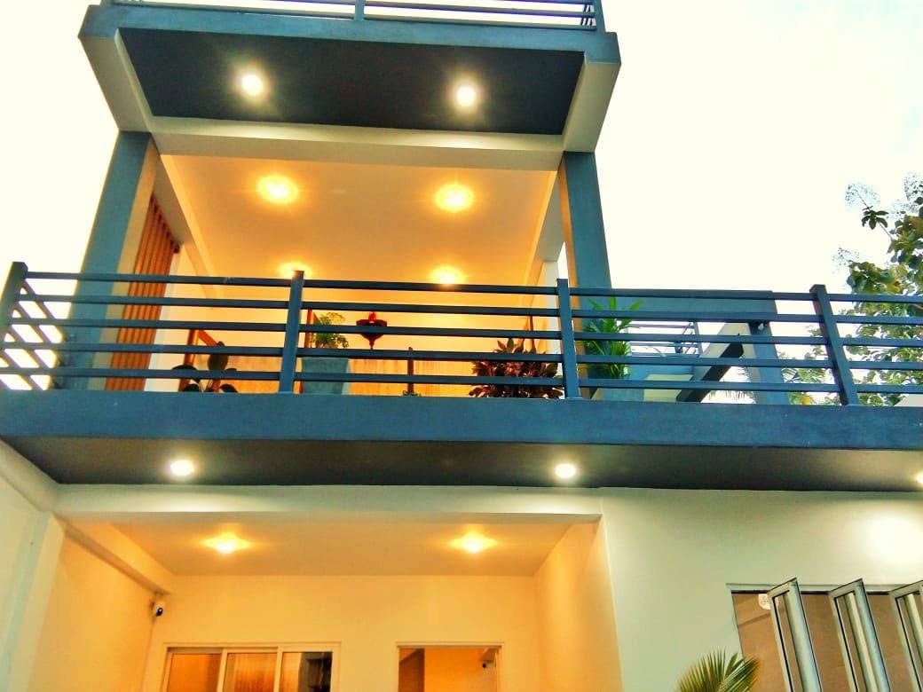 Luxury house for sale in Thoppuwa, Kochchikade, Negombo