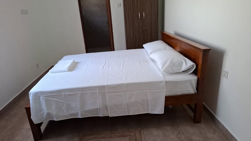 New 8 bedrooms 8 bathrooms villa for sale in negombo beach side palagathura