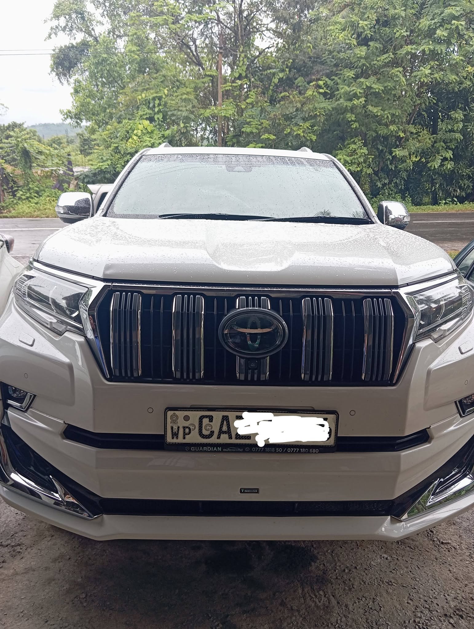 Toyota Land Cruiser Prado 150 TX (7-Seater)(2017)