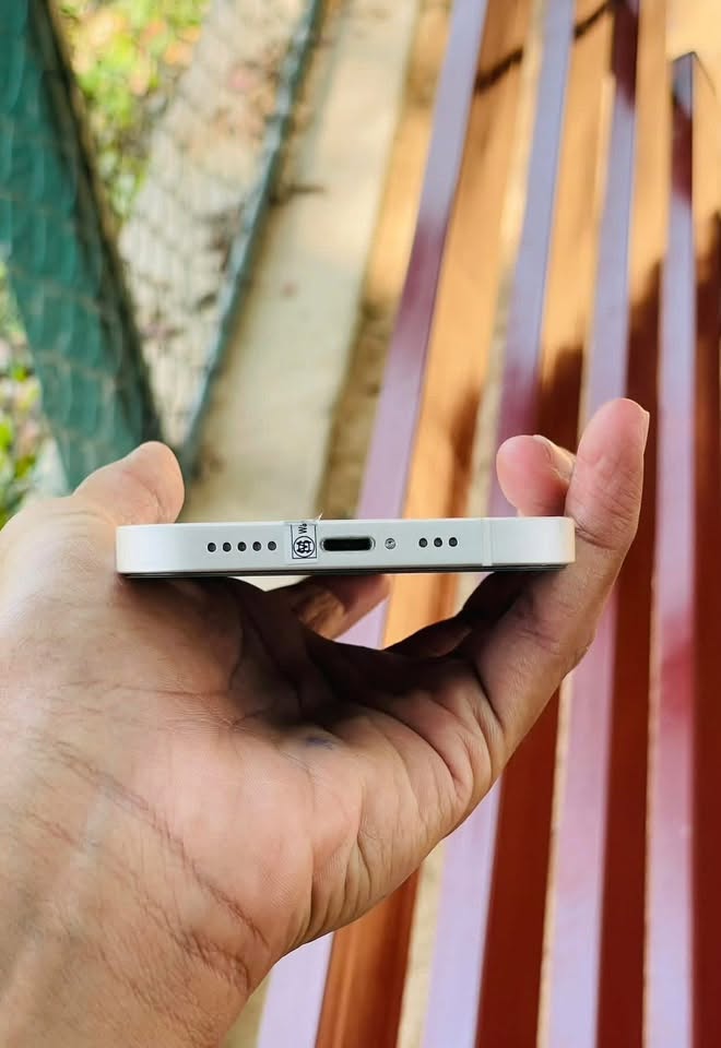 iPhone 12 (5G) 