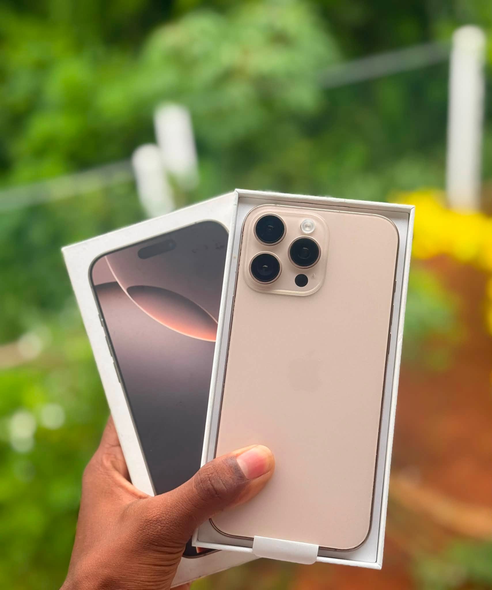 APPLE IPHONE 16 PRO MAX 256GB