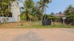 ගම්පහ හංසගිරි පාරෙන් පර්චස් 7.5 කොටස් 2 ක් කොටසක් ලක්ෂ 75යි