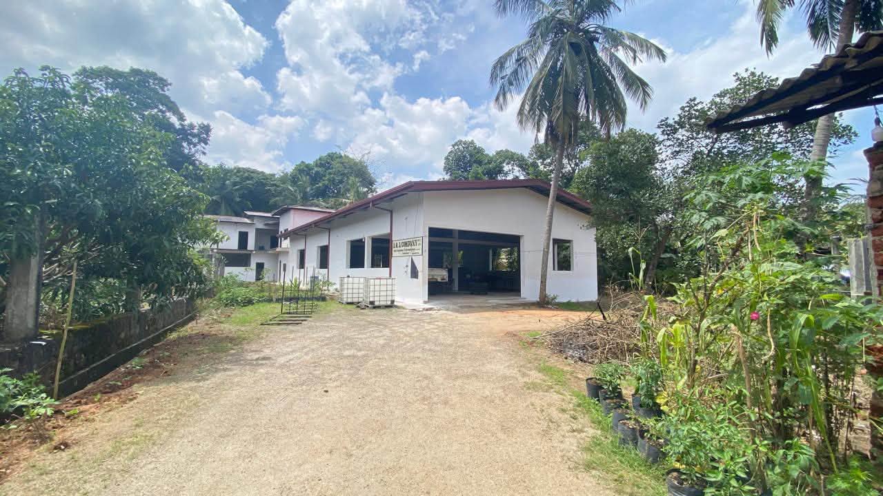 Commercial property for sale