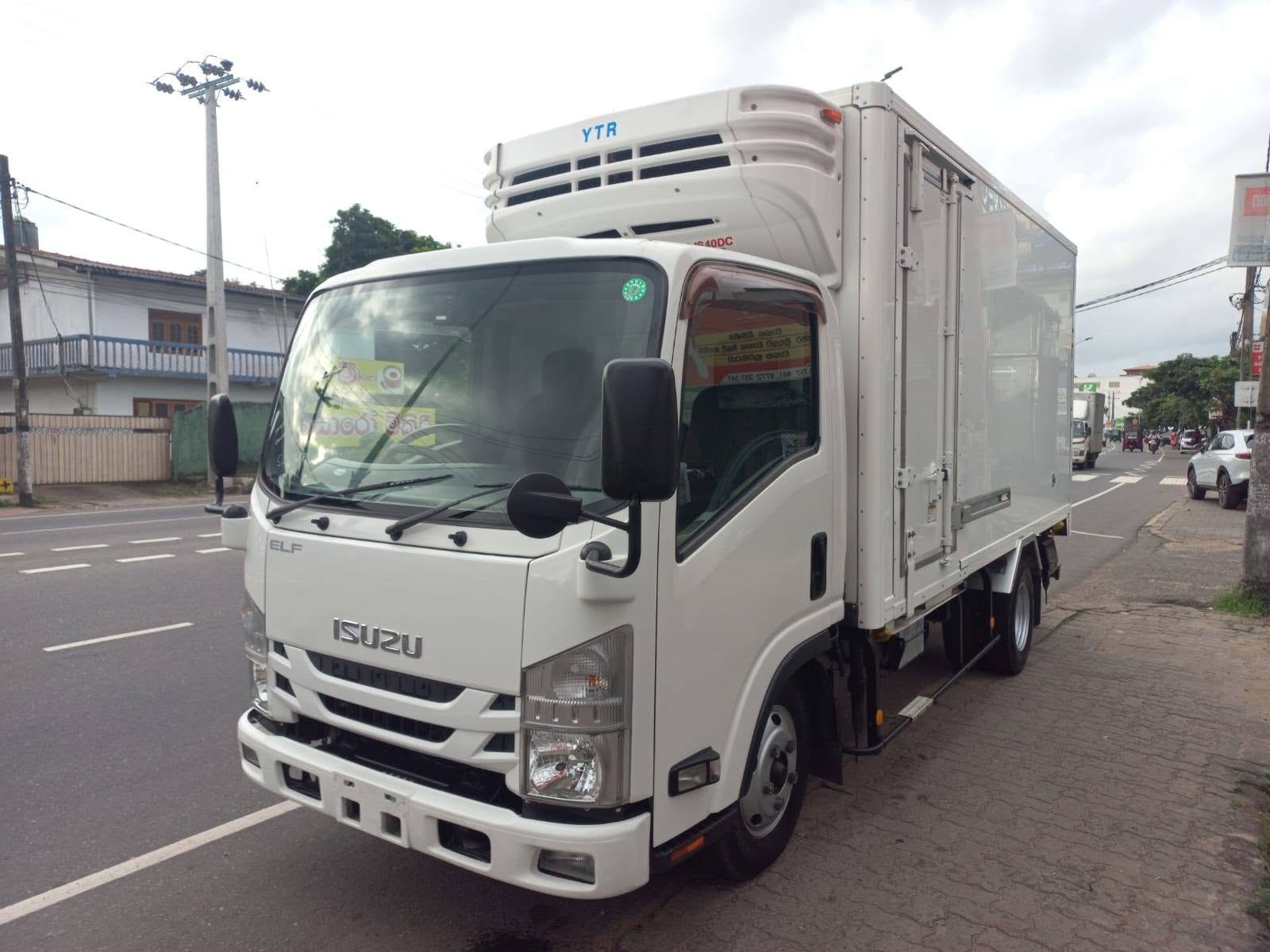 ISUZU ELF FREEZER  අඩ් 12.5