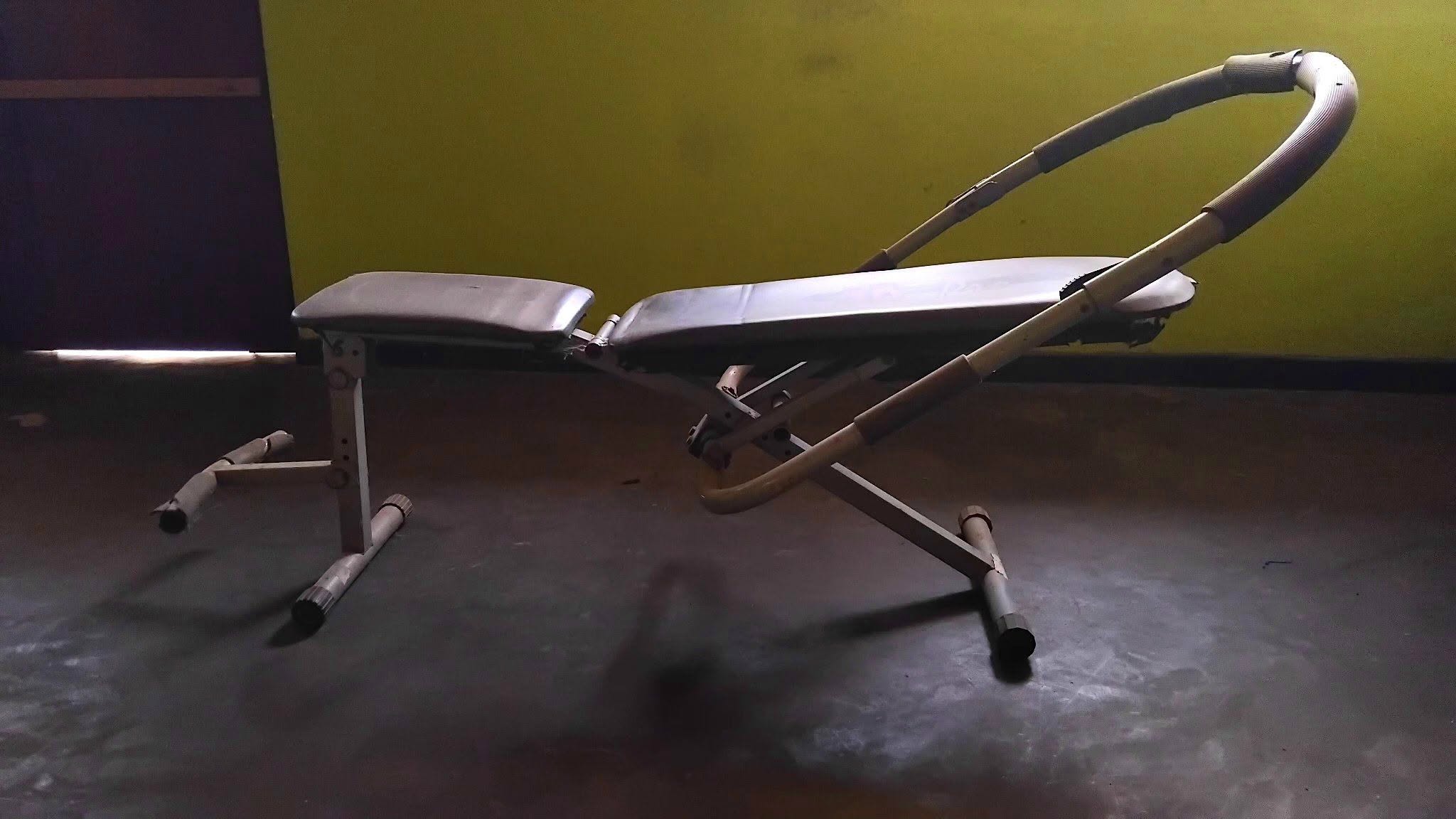 භාවිතා කරන ලද හොඳ තත්වයේ පවතින ව්‍යායාම් උපකරණය විකිණීමට.
