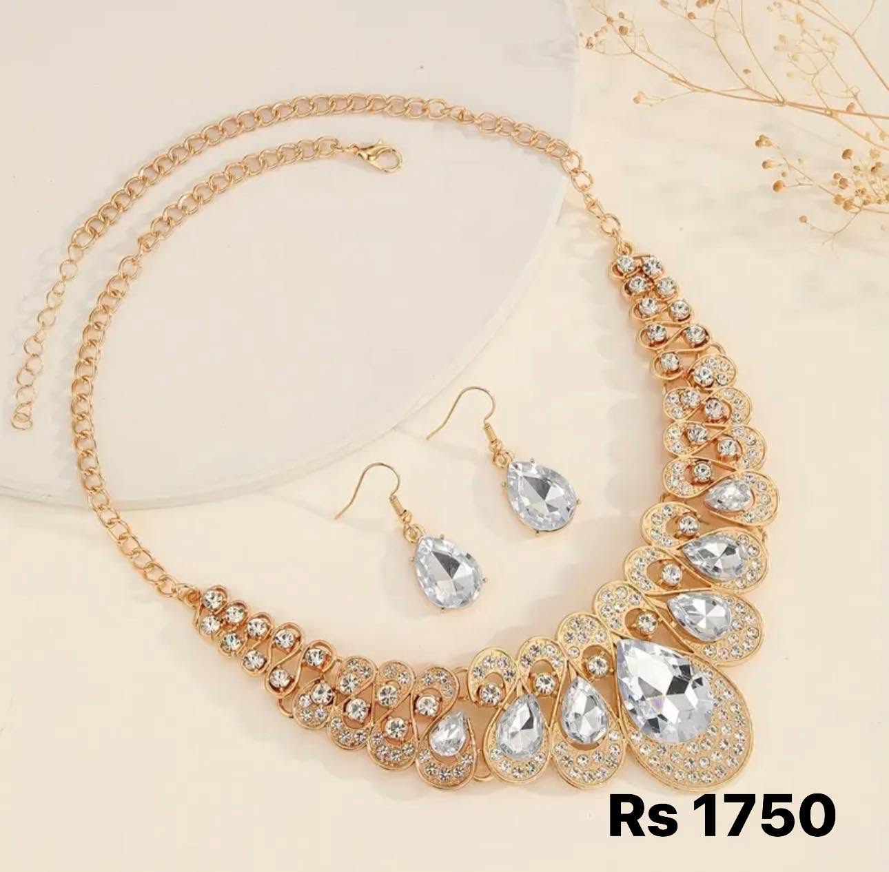 Elegant & fashionable jewelry