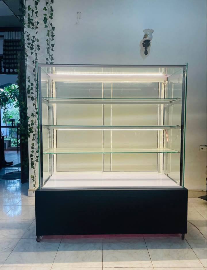 Showcase For Sale! (විකිණීමට ඇත) Brand new