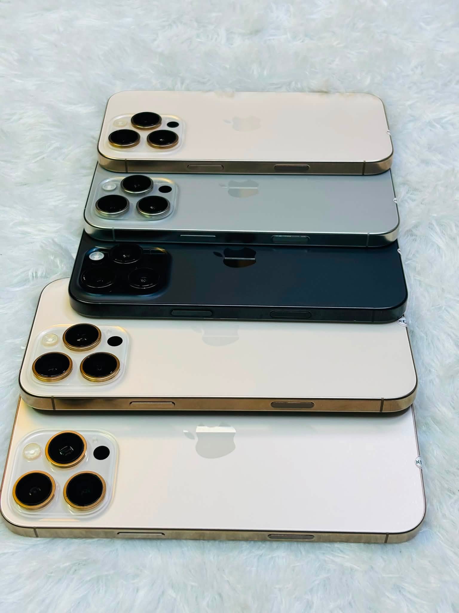 iPhone 16Pro // 16pro max 128GB,256GB,512GB
