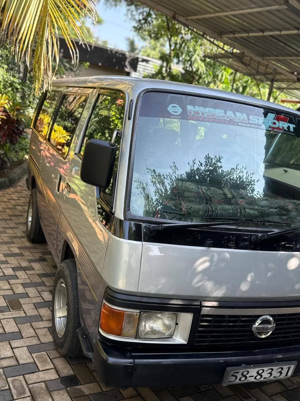 CARAVAN කෙටි දොර 5 – විකිණීමට…