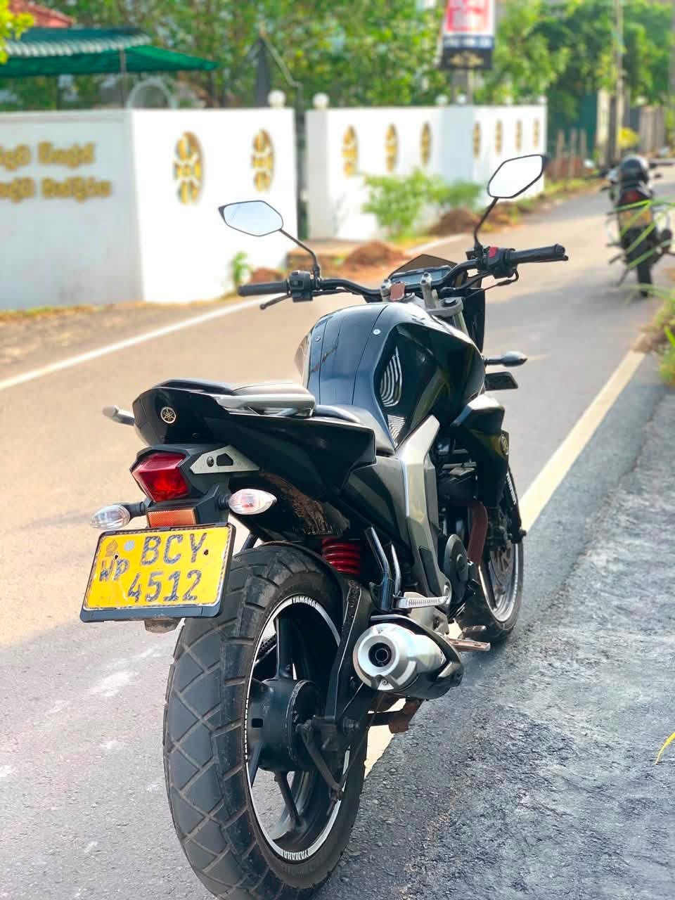 FZ v2 Bike