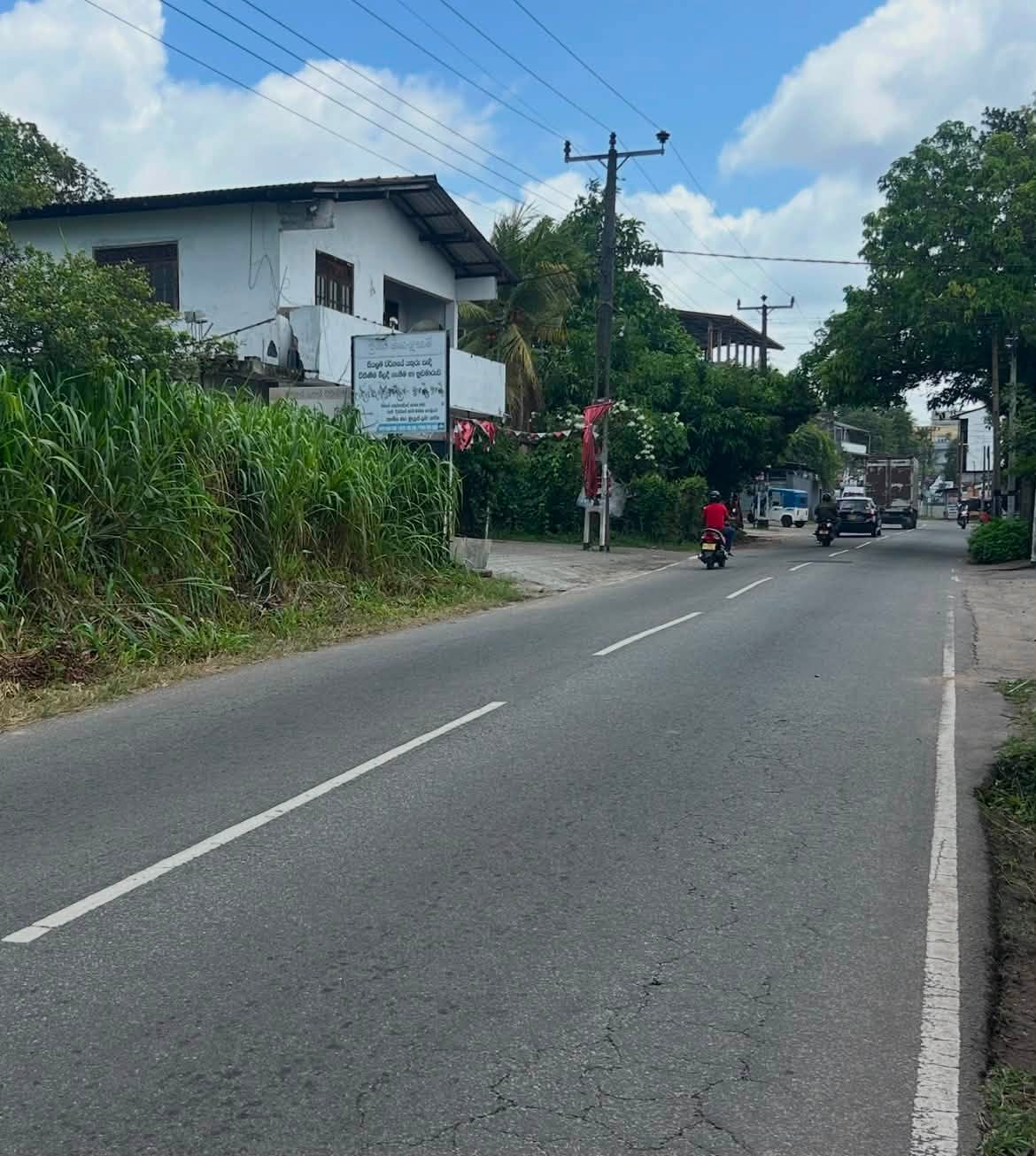 KOTTAWA – SIDDAMULLA 255 MAIN ROAD FACING VALUABLE LAND FOR SALE ..
