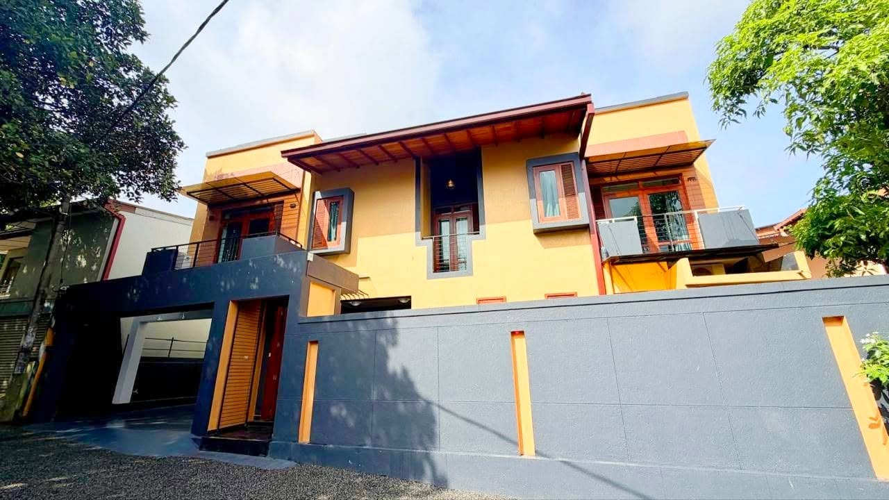 Modern Architecturally Designed two storeyed house for sale in Nugegoda