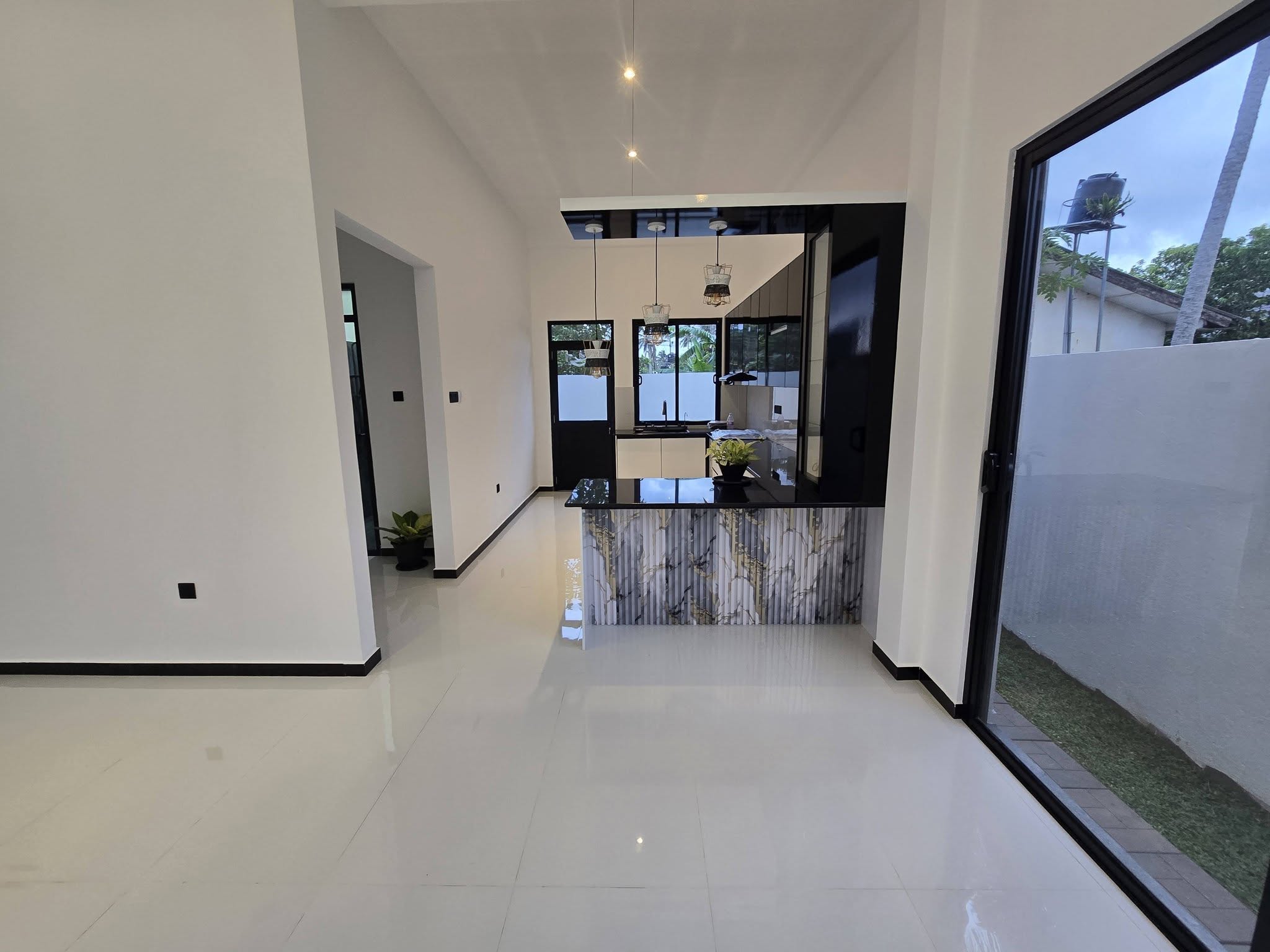 Brand New Luxury Complete 3 Story Box Modern House For Sale