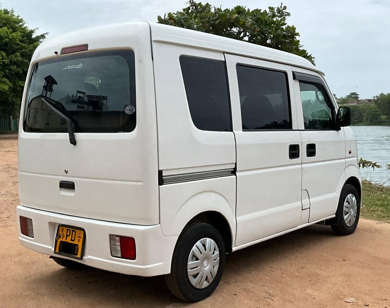 SUZUKI EVERY REG 2011