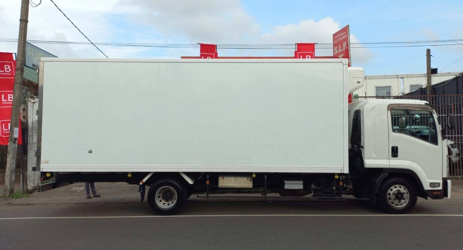 ISUZU FORWARD FREEZER TRUCK