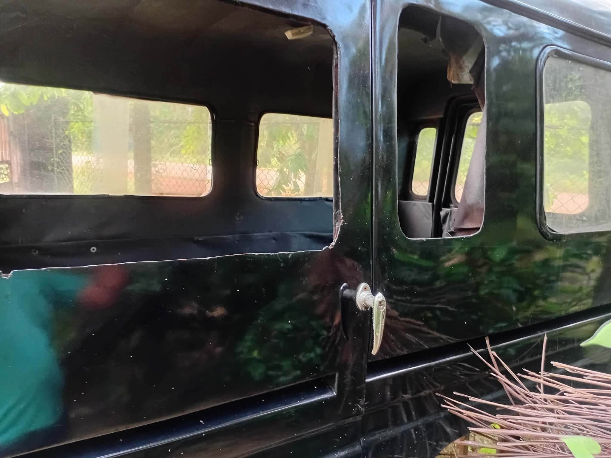 Mahindra Bolero රථයේ Canopy එක විකිණීමට ඇත