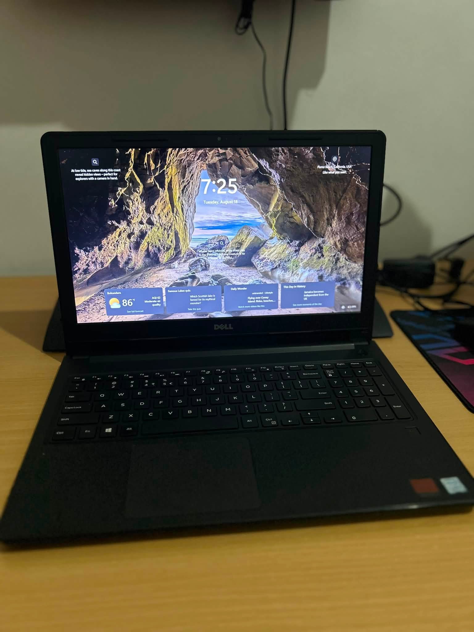 *Brand new condition Dell vostro 3578*