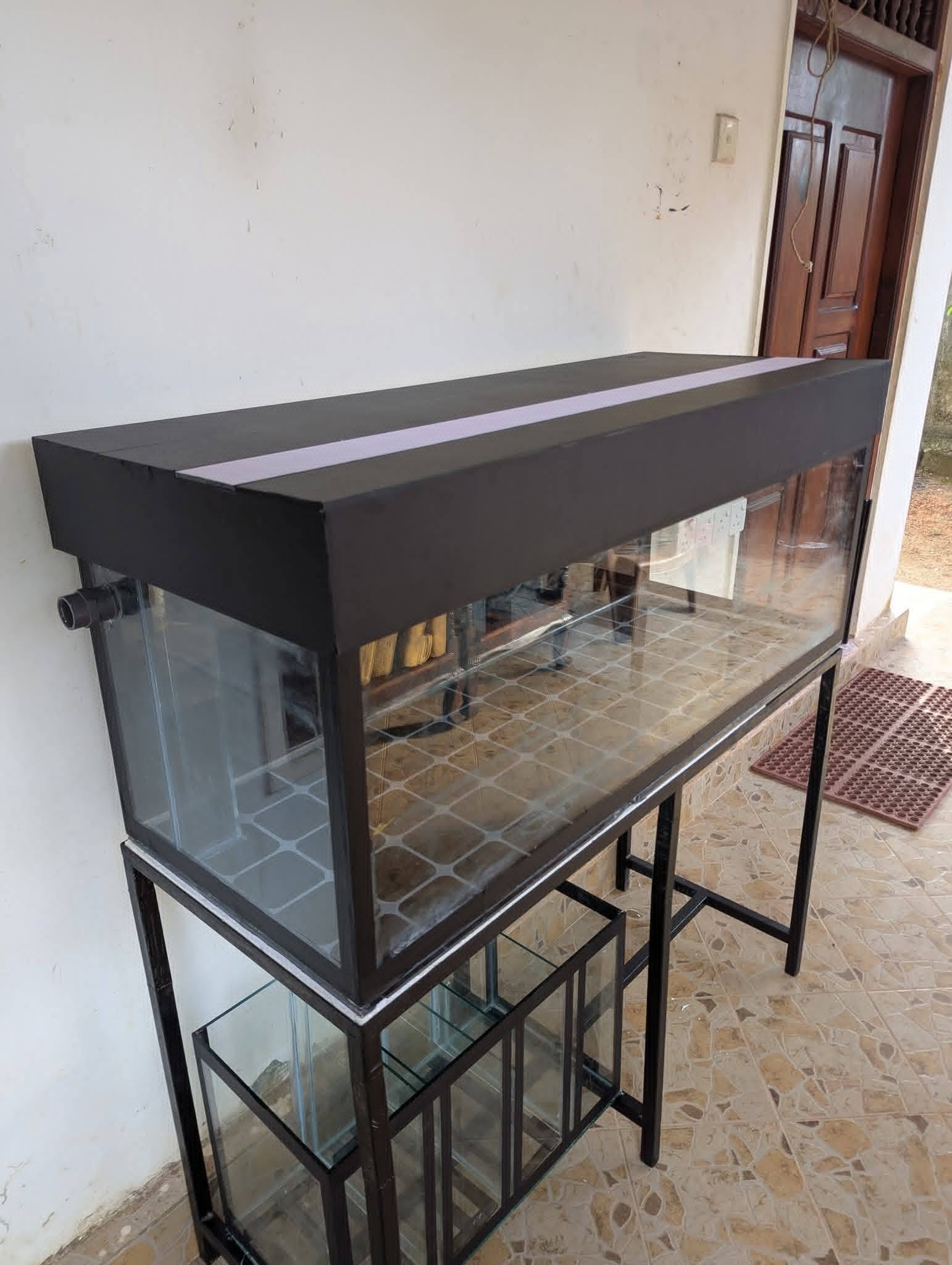 ඉක්මනින් විකිණීමට ඇත! Complete Fish Tank Set