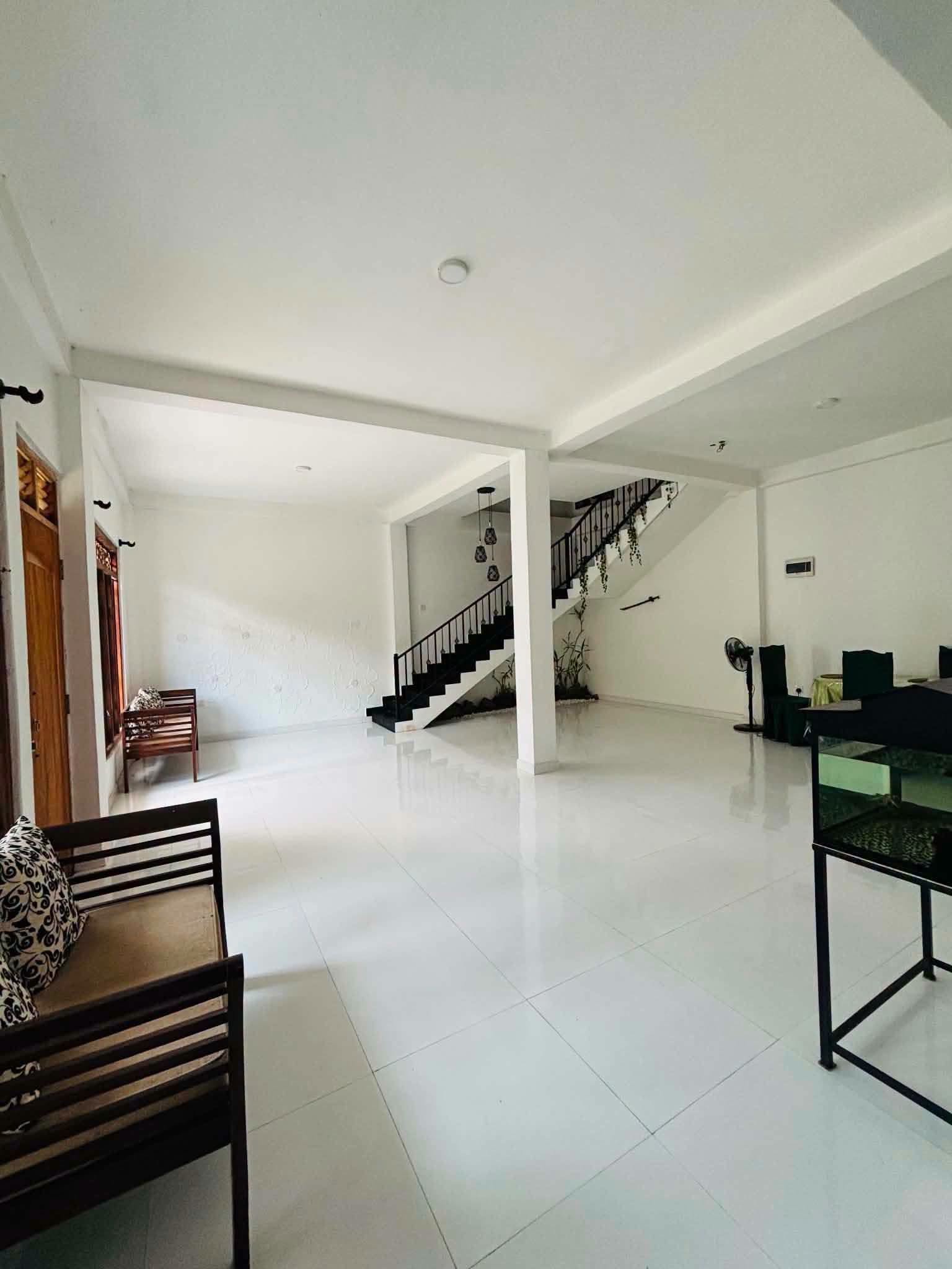 Two storye House with Land for Sale – Kesbewa