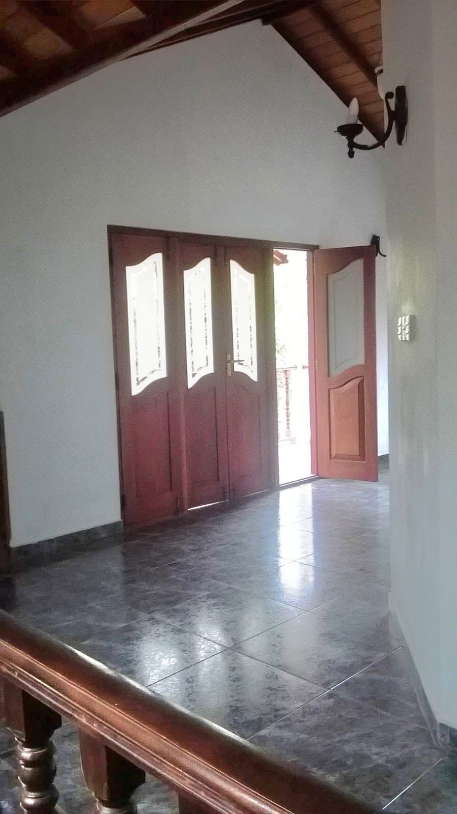 මීගමුව – 01 – සුපිරි නිවසක උඩු මහළ කුලියට ලබා දීම.