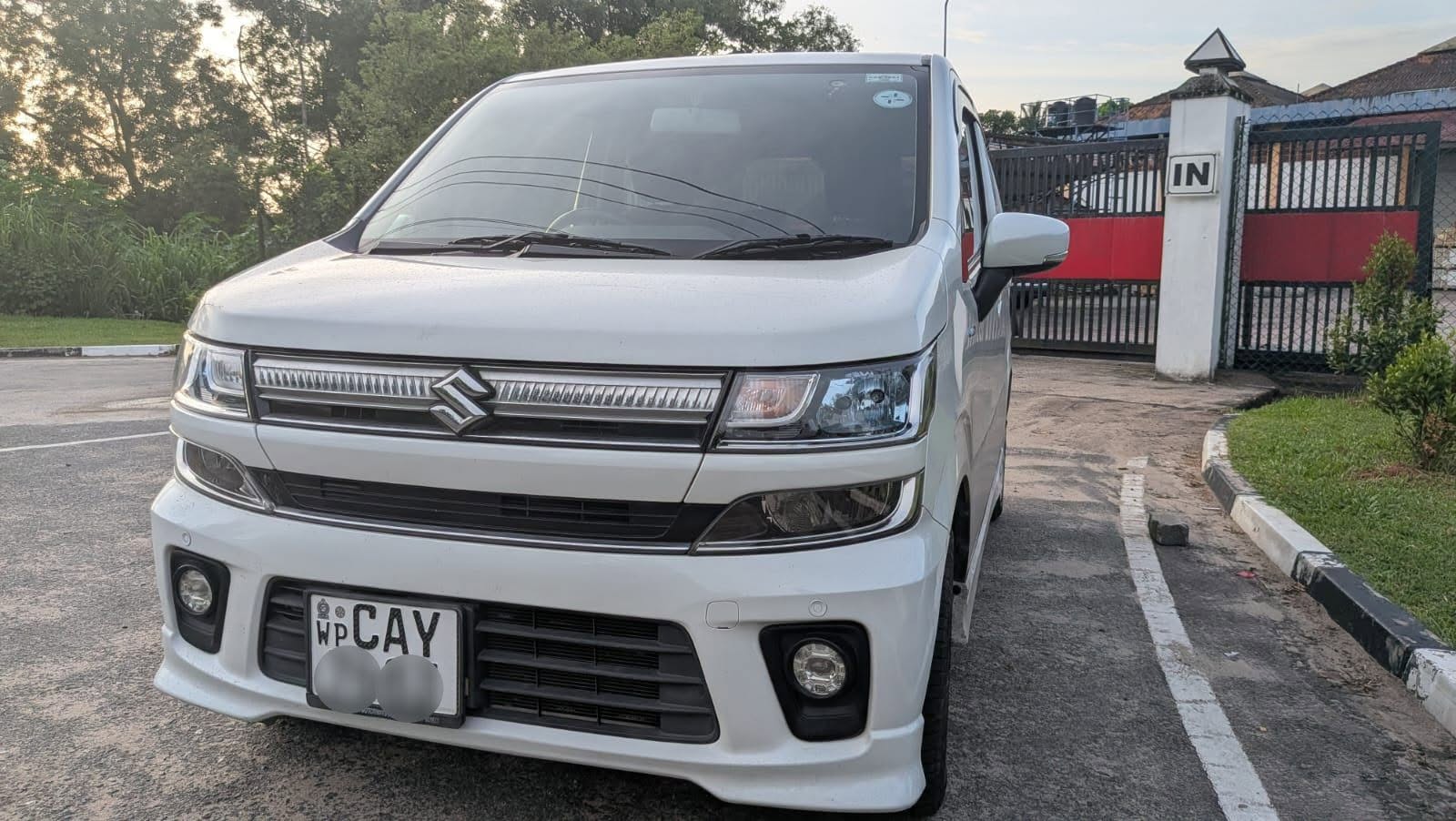 Suzuki Wagon R FZ Premium 2018 (AMW Company Import)