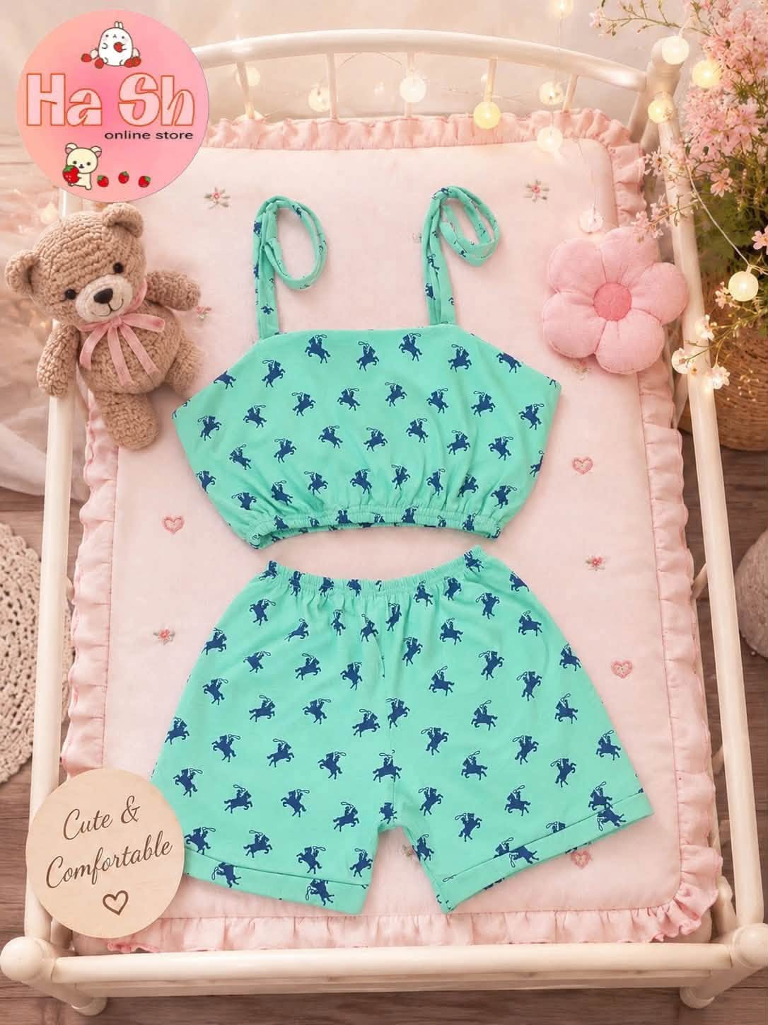 (crop top & short ) suit